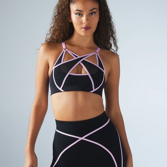 Savage X Fenty X Mesh Medium-Impact Sports Bra - Picture 1 of 3